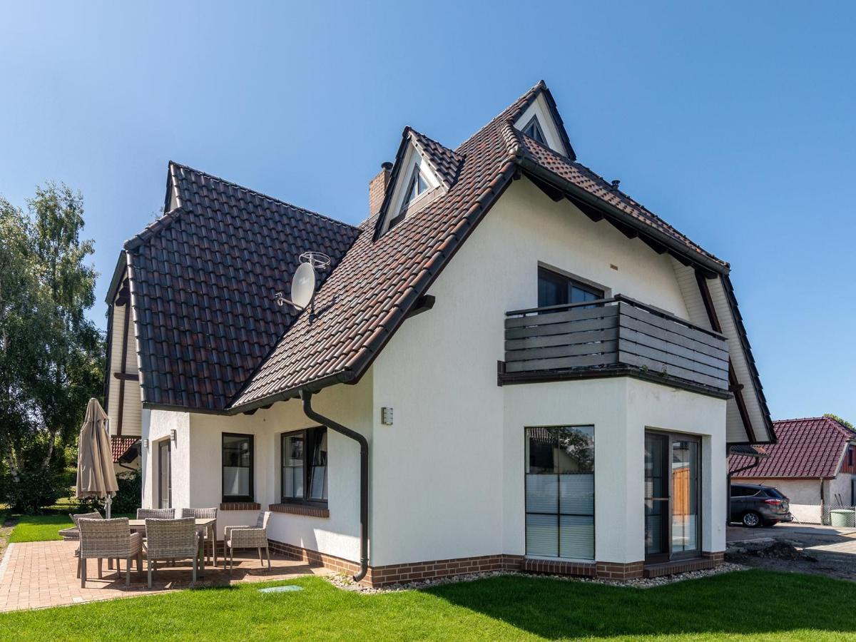 Ferienwohnungen Haus am Strand Ostseeheilbad Ostseeheilbad Zingst Exterior foto