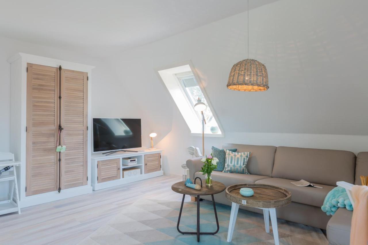 Ferienwohnungen Haus am Strand Ostseeheilbad Ostseeheilbad Zingst Exterior foto