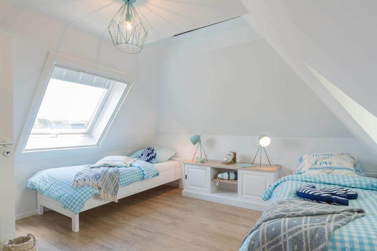 Ferienwohnungen Haus am Strand Ostseeheilbad Ostseeheilbad Zingst Exterior foto